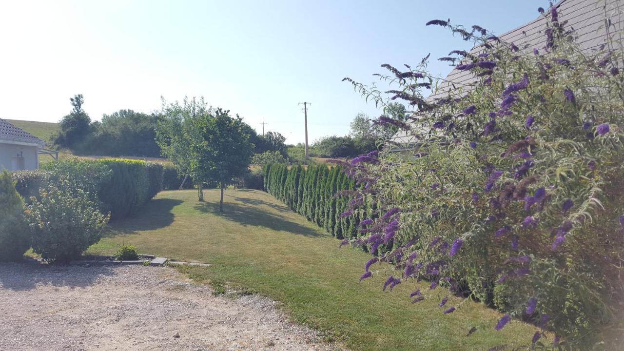 4 chambres au calme dans maison à Montfaucon Montfaucon (Franche-Comte) Exterior foto